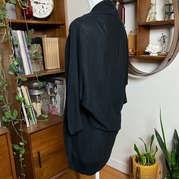 Black Lightweight Shrug/Shawl! - Picture 6 of 9